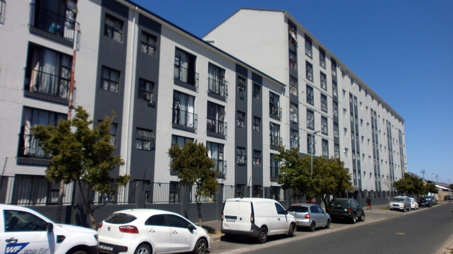 1 Bedroom Property for Sale in Maitland Western Cape
